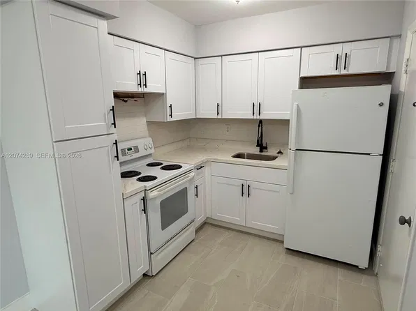 1824 Monroe St APT 12, Hollywood, FL 33020