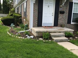 2639 Fenwick Ct, Ann Arbor, MI 48104