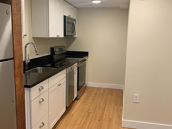 5th image of 1956 Union Ave SE #2