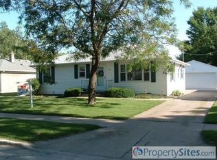 2006 E Lucille St, Appleton, WI 54915
