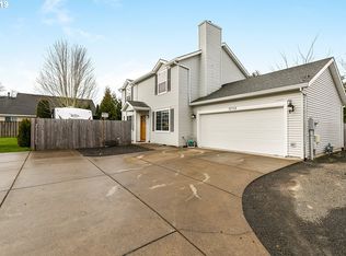 5752 SE Popes Pl, Hillsboro, OR 97123