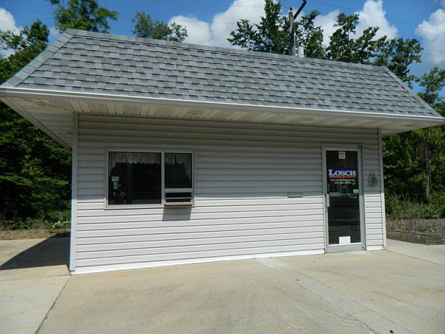 2nd image of 1160 Route 61 Hwy S