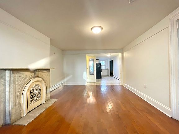 4th image of 57 Gardner Ave #1