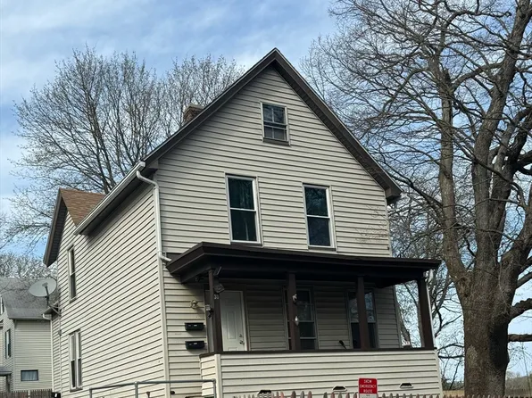 30 Williams St, Southbridge, MA 01550
