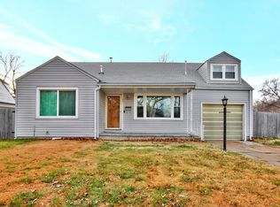 601 Lexington Rd, Wichita, KS 67218