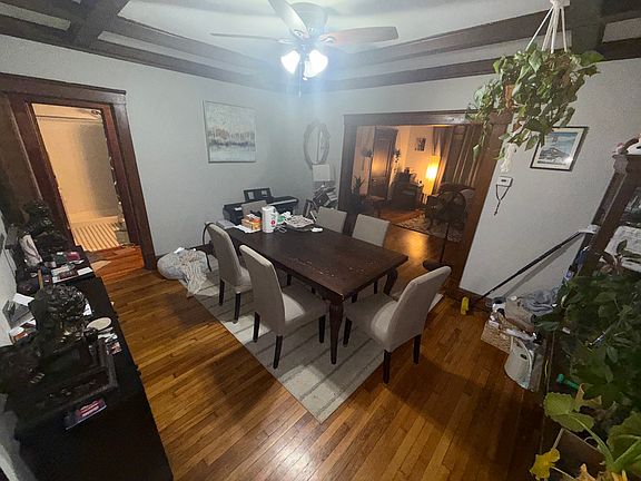 4th image of 1309 W 105th St #1