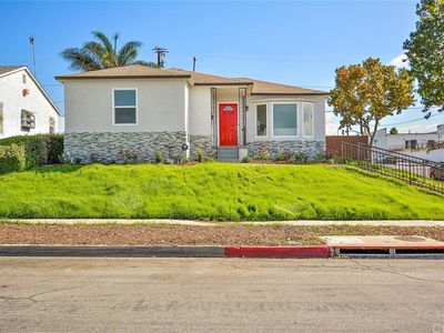 11042 S Manhattan Pl, Los Angeles, CA, 90047
