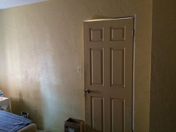 3rd image of 112 N Frederick Ave #2