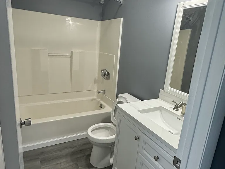 80 Buddington Rd #6 — Photo 8