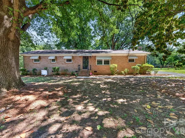 4400 Hamilton Cres, Charlotte, NC 28216