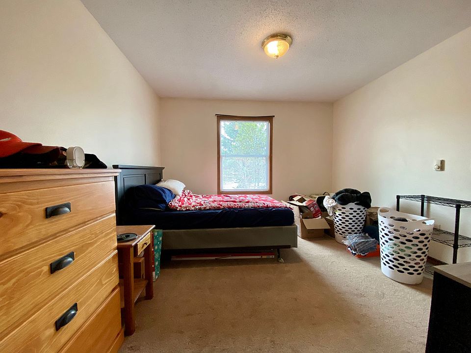 Menomonie 4 Plex Bldg 01 2324 11th Ave E Menomonie WI Zillow