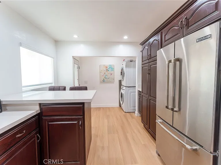 12329 Oxford — Photo 2