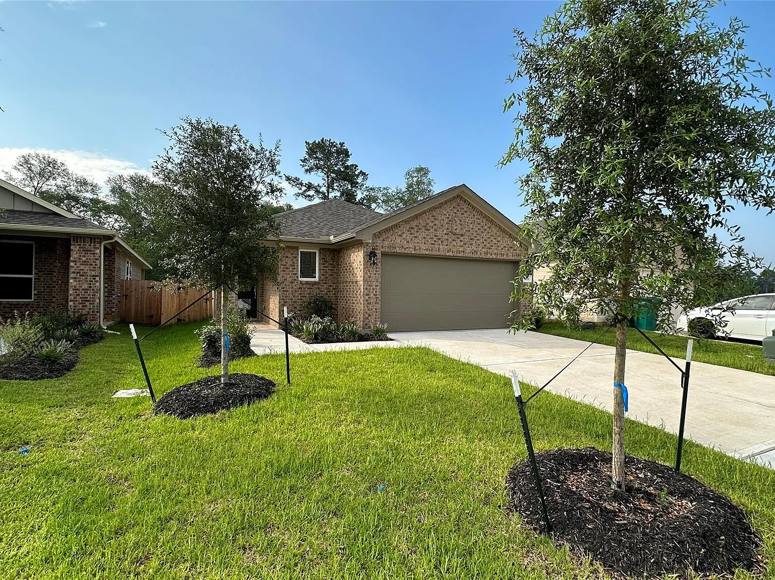 3 bed, 2.0 bath, 1449 sqft, $1,950 — Photo 4