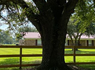 5 State Line Rd, Wilmer, AL 36587