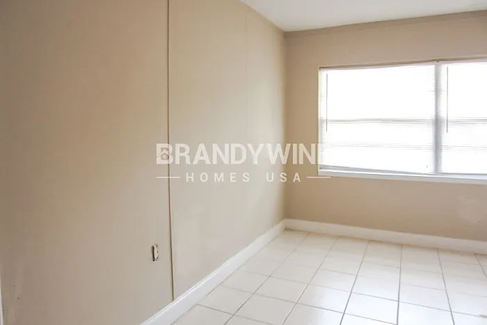 6433 Sardina Blvd — Photo 12