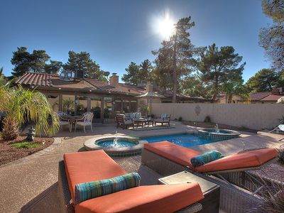 2502 Whippoorwill Ln, Las Vegas, NV, 89121