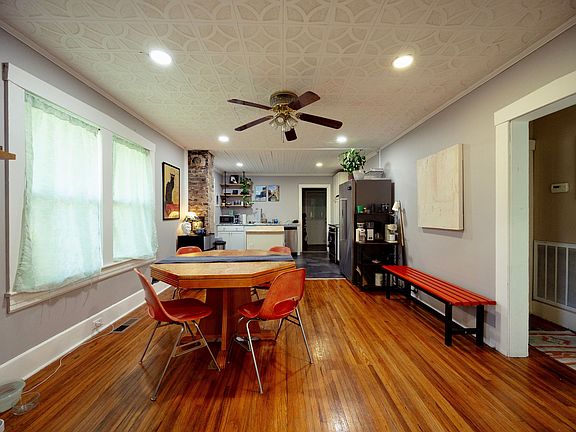 4th image of 501 Collier Ave