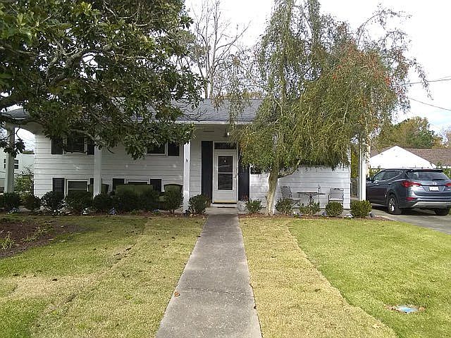 Main front 