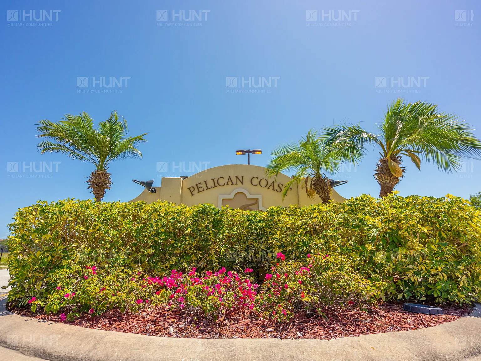 3 bed, 2.5 bath, 1812 sqft, $2,991 — Photo 2