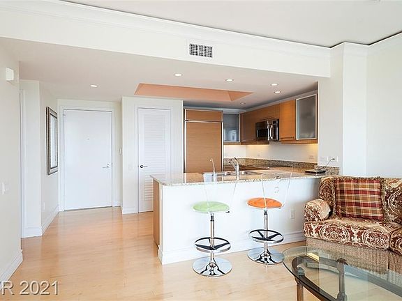2nd image of 322 Karen Ave Unit 2603