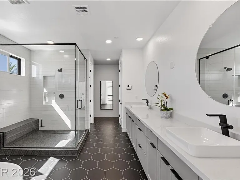 12637 Penfield Ave — Photo 27