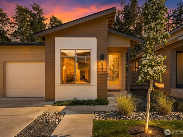 921 Sunseeker Lane, Bellingham, WA 98226