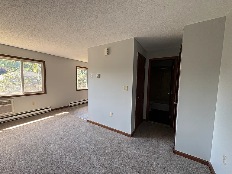 26 Judith Ln #8 — Photo 7
