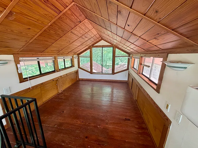112 Mill Race Ln — Photo 7