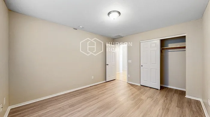 8107 S 5th Ave — Photo 18