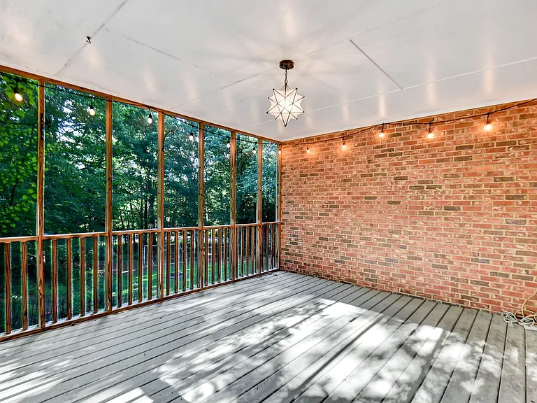 1170 Knob Creek Dr — Photo 14