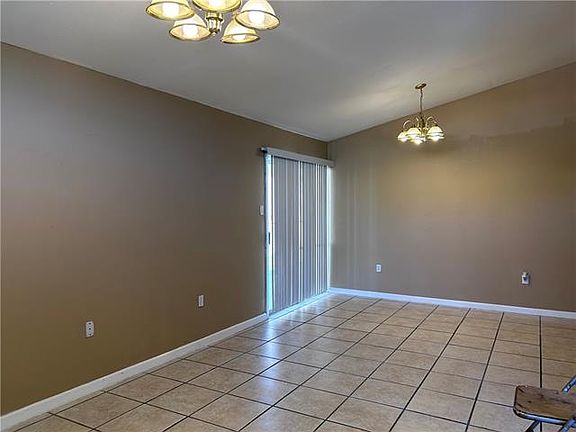 5th image of 7613 Downman Rd