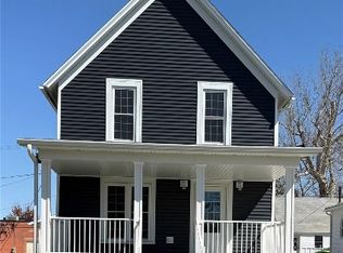 305 E 5th St, Vinton, IA