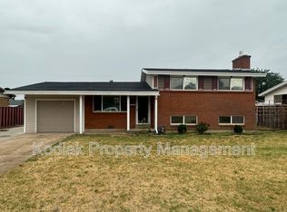 433 N Fern Dr, Clearfield, UT 84015