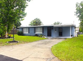 5 Moonlight Ln, Winter Haven, FL 33884