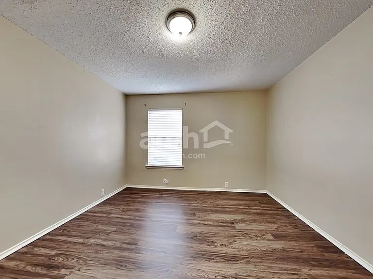5221 Vista Verde Dr — Photo 19