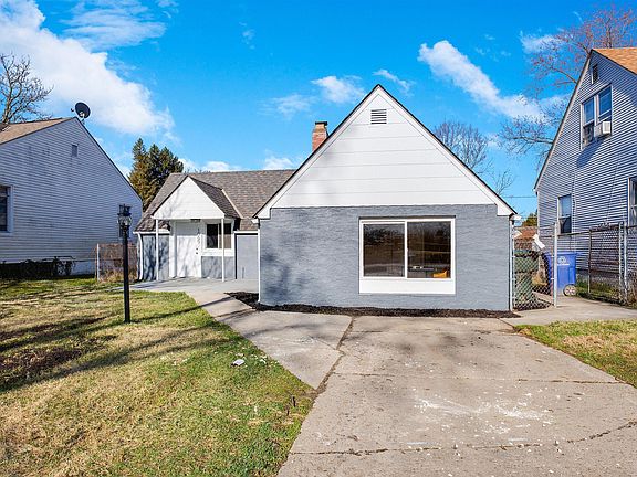 3rd image of 1065 Wellington Blvd