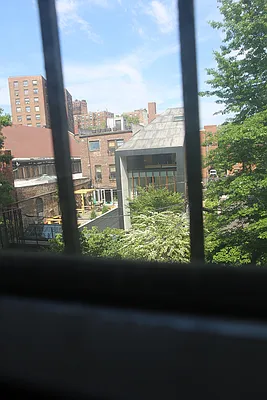 Rented by Chris Stewart, LREB | media 29