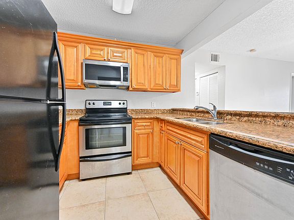 3rd image of 1445 Lake Crystal Drive #F