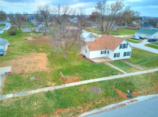 660 Locust St, Waukee, IA 50263