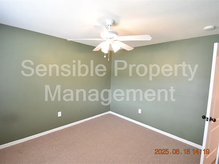 5627 War Admiral Dr — Photo 28