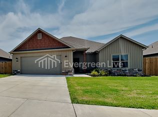 1121 Pebble Pass, Centerton, AR 72719