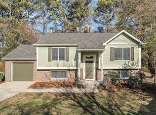 6162 Raintree Bnd, Lithonia, GA 30058