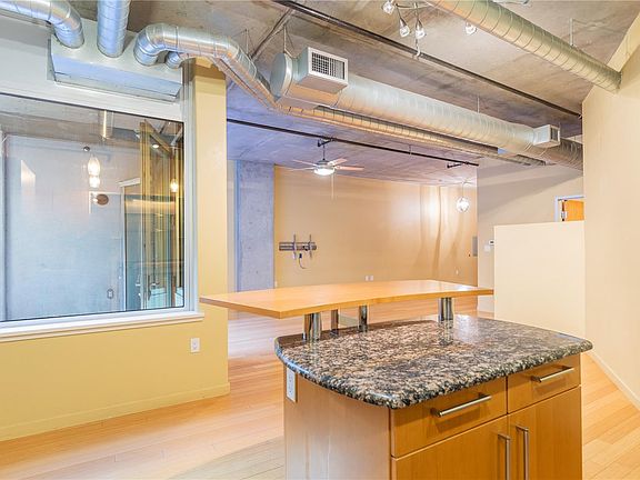 4th image of 1401 Wewatta St Unit 305