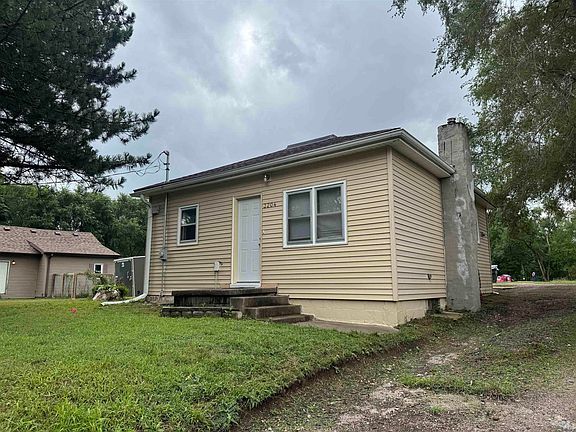 2nd image of 3204 14th St