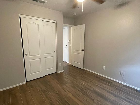 3rd image of 7131 S Parkside Dr