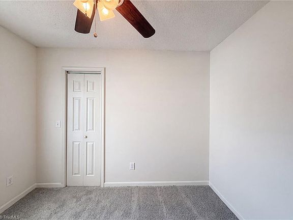 4th image of 4635 Leprechaun Ln