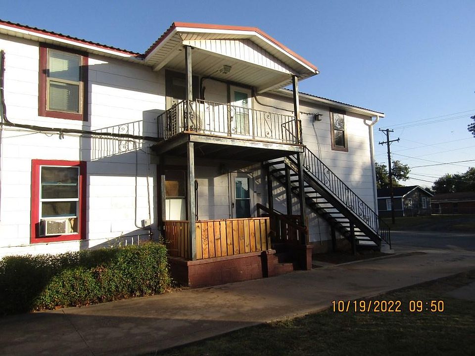 1st image of 323 E 6th St #2