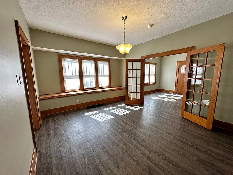 1318 S Hydraulic Ave — Photo 7