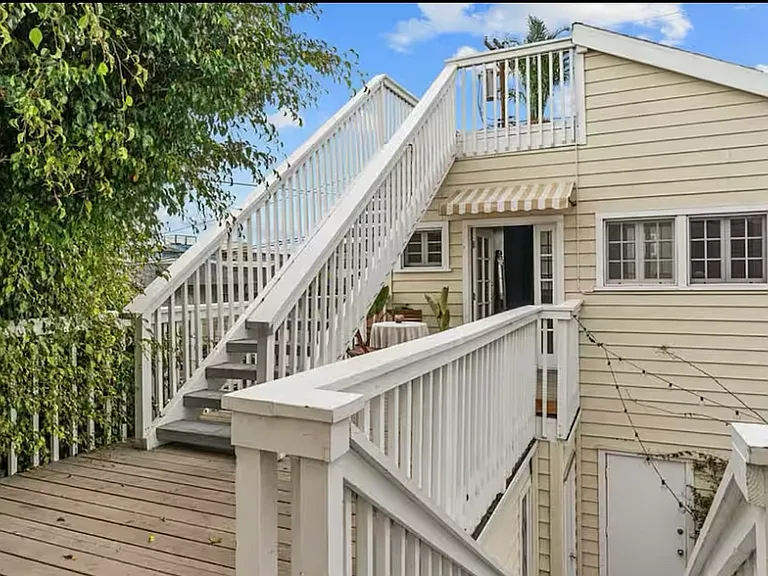 43 Park Ave — Photo 20