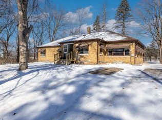 941 Sherren St W, Roseville, MN 55113